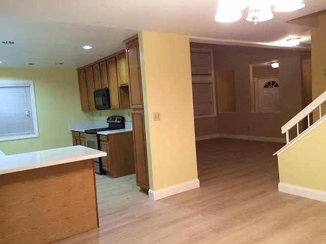 5220 Pebble Glen Dr — Photo 4