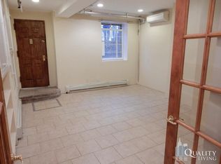 435 W 22nd St #1, New York, NY 10011