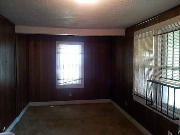 4th image of 1500 N Magnolia Ave