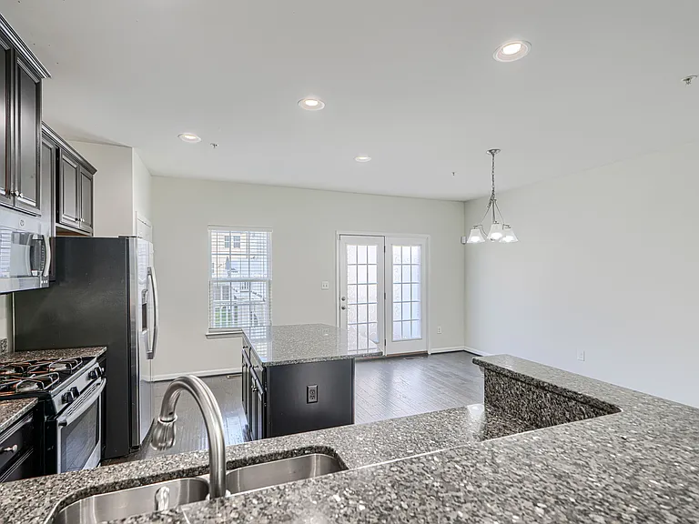 7336 Summit Rock Rd — Photo 28