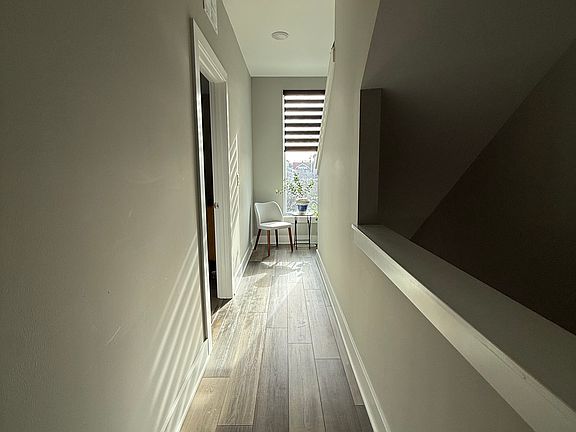 5th image of 1246 W 70th St