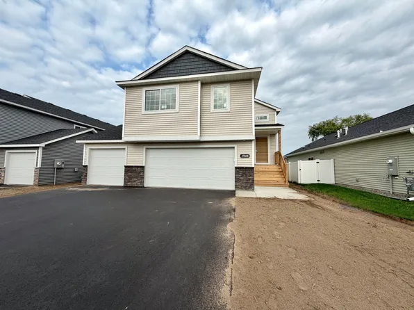 25868 Emerson Ct, Wyoming, MN 55092
