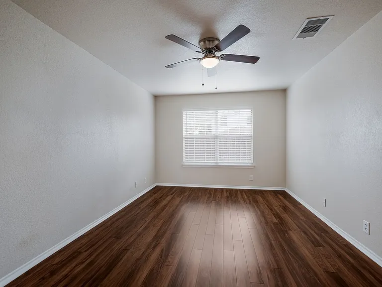8848 Staghorn Ml — Photo 13