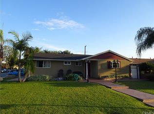 922 E Hollyvale St, Azusa, CA 91702