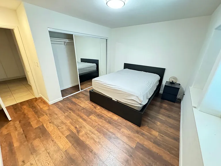 12596 Oaks Ave — Photo 6
