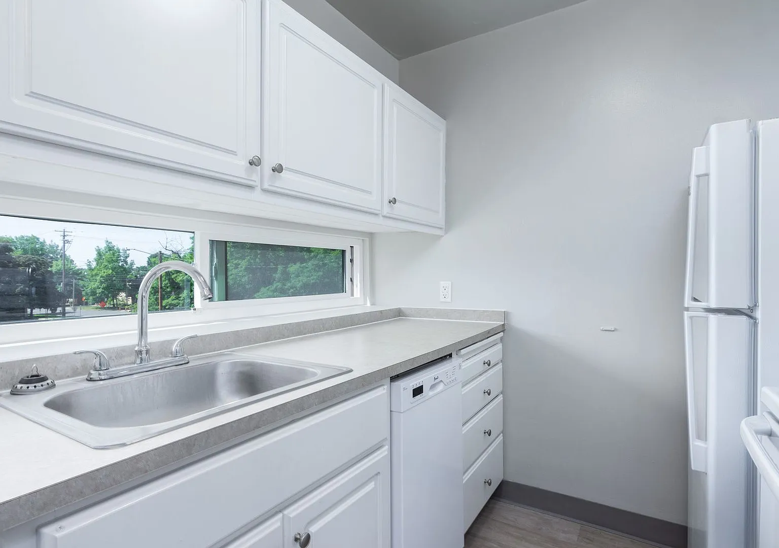 The Lee Apartments — Photo 3