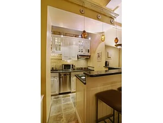 Sold by Corcoran | media 24