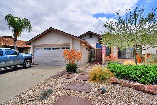 1st image of 151 Marigold Pl