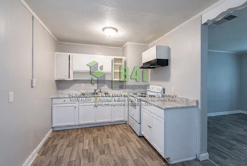 3 bed, 1.0 bath, 792 sqft, $950 — Photo 4