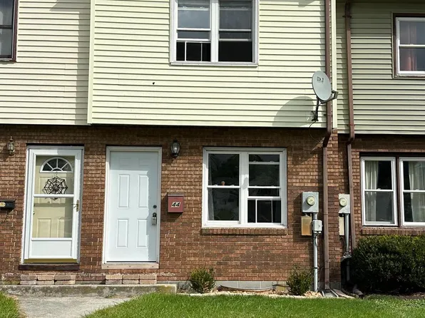 44 Paul St, Frostburg, MD 21532