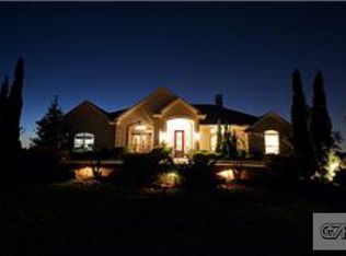 410 Quail Ridge Ln, Dickinson, TX 77539