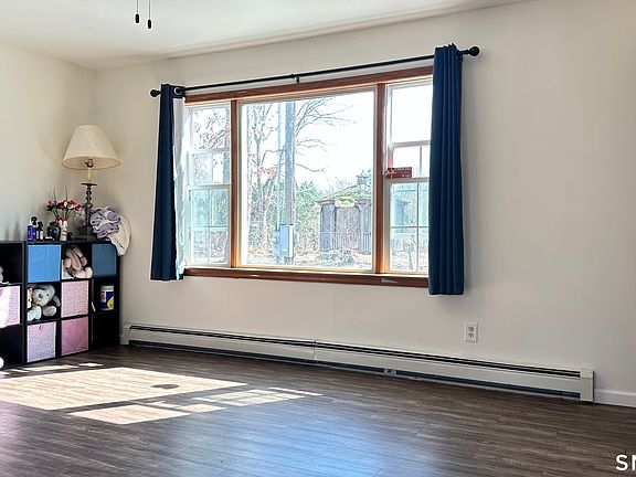 2nd image of 512 Brook Road