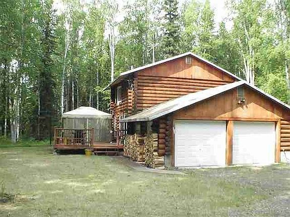 Home for Sale in North Pole, AK $169,900