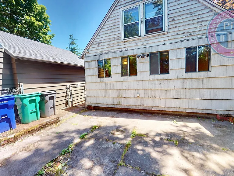 4333 NE 63rd Ave — Photo 27