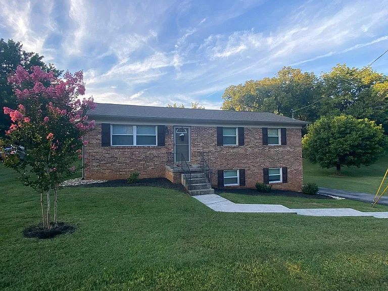 4325 W Scarlett Ln — Photo 1