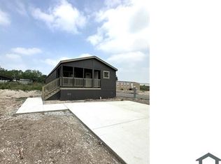 2033 Daisy Lou #56, San Antonio, TX 78245