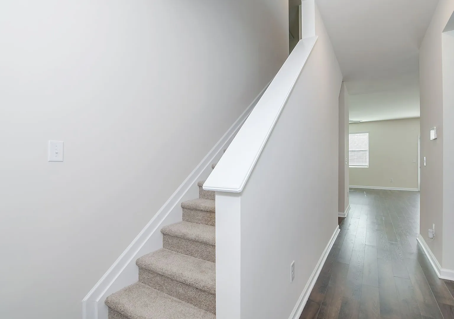 5 Bedroom 3.5 Bathroom Home in Haynes Station — Photo 4