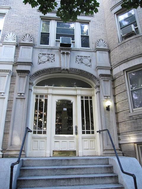 1st image of 12 Fuller St #5