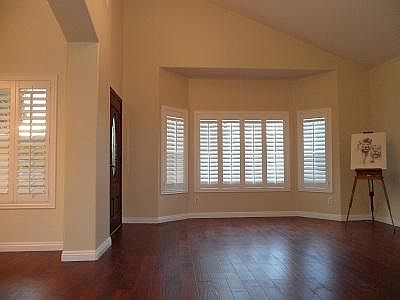 3rd image of 90 N Parkwood Ave