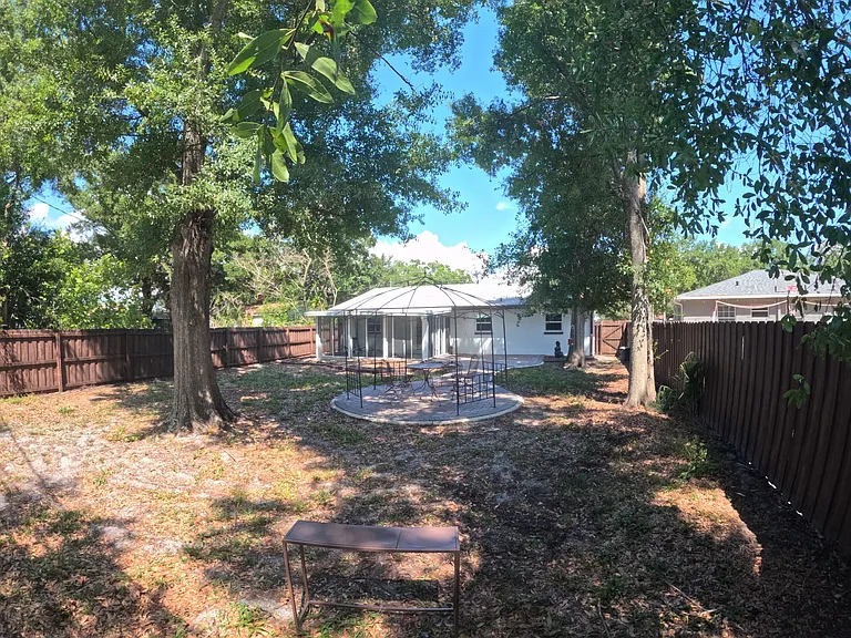 5210 Dr Martin Luther King Jr St N — Photo 38