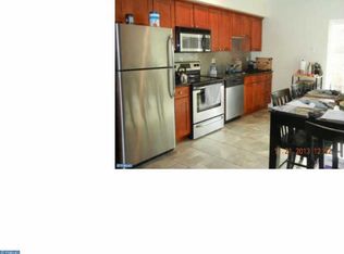 102 Tasker St, Philadelphia, PA 19148