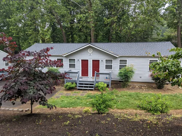 22 Iris St #B, Asheville, NC 28803