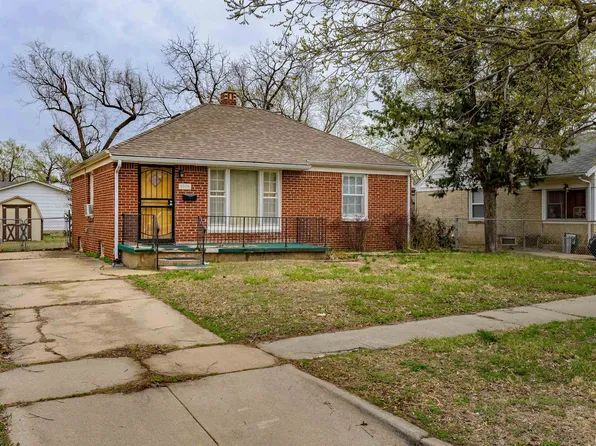 2008 N Madison Ave, Wichita, KS 67214