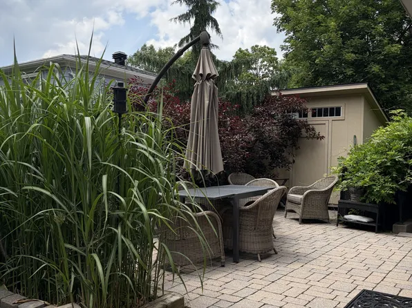 56 Penwick Cres, Richmond Hill, ON L4C 5B4
