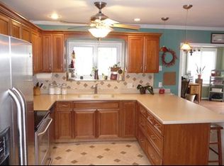 39 Douglas Dr, Herrin, IL 62948