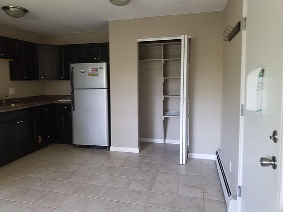 4th image of 160 S Wyoming Ave