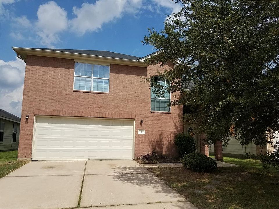 1st image of 1411 Danby Heath Ln