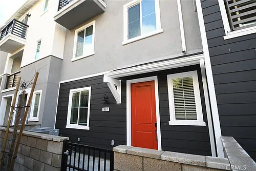 1487 Skyline Ln Photo 1