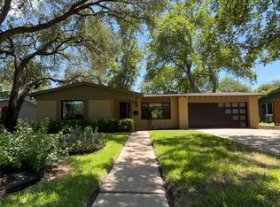 1415 Hillcrest Dr, Austin, TX 78723