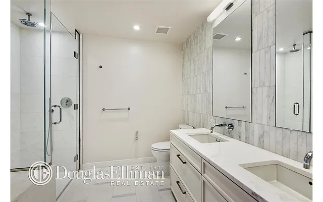 Rented by Douglas Elliman | media 47