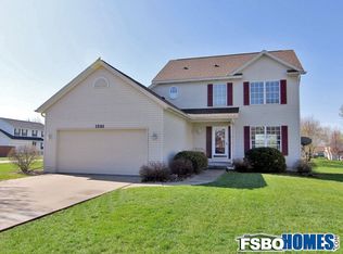 1301 Ashford Ct NE, Cedar Rapids, IA 52402