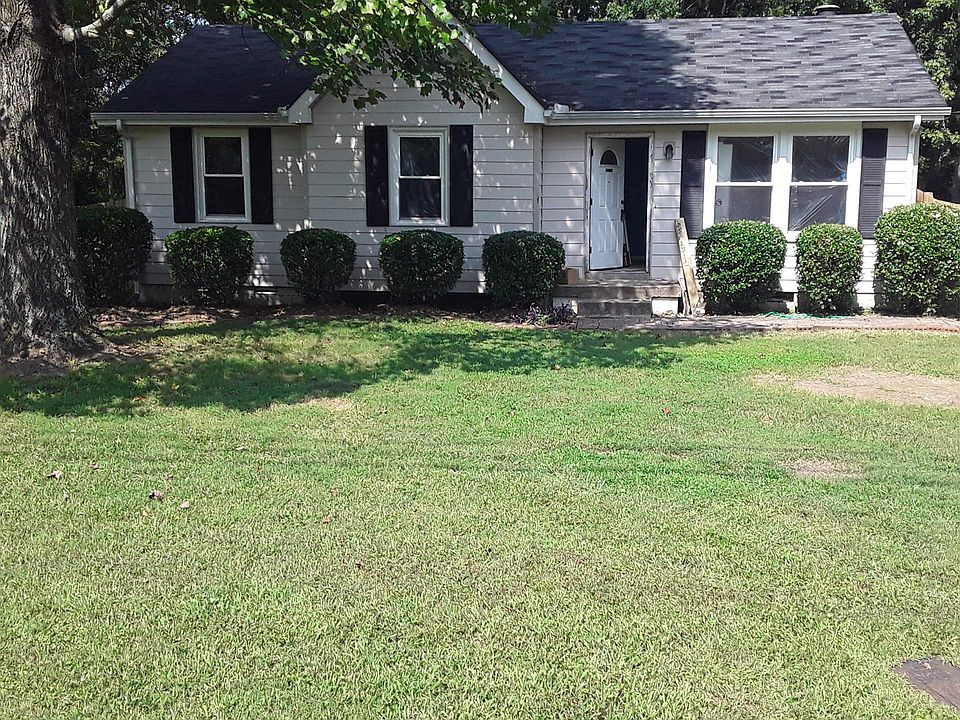 1st image of 424 Bragg Ave