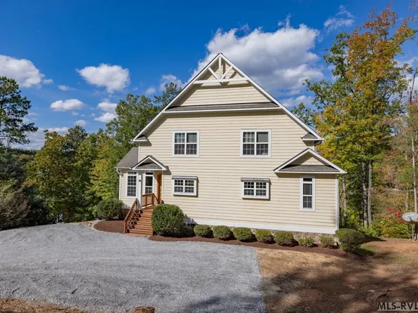 942 Barker Rd, Ebony, VA 23845