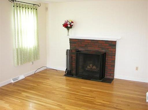 4th image of 510 White Ave