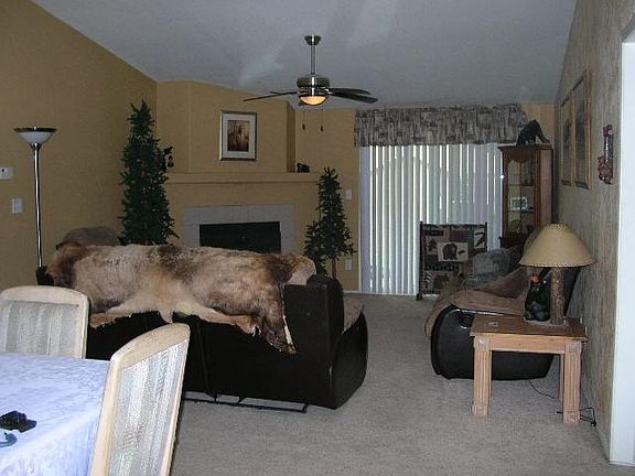 3rd image of 1826 S Crandell --