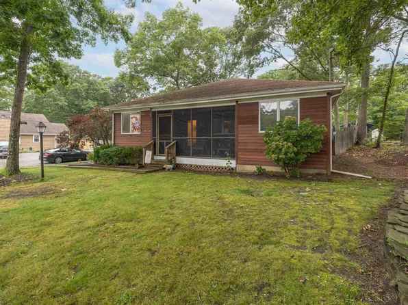 543 S Pitney Rd, Galloway, NJ 08205