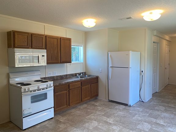 4th image of 17020 Meridian Blvd #1000