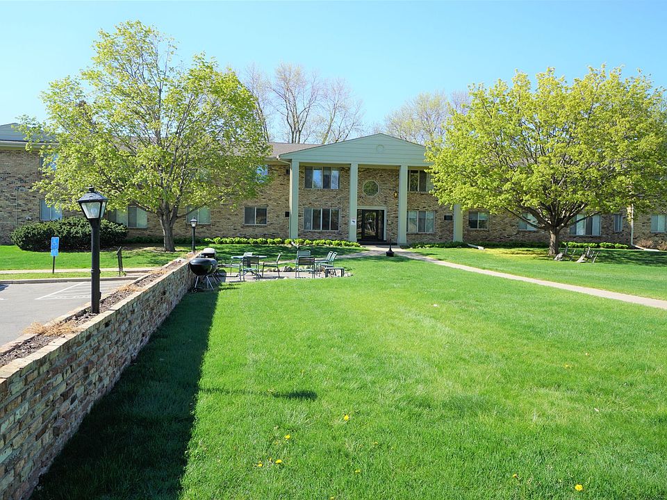 Maple Commons Apartment Rentals Bloomington, MN Zillow