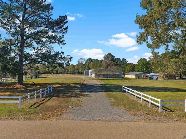 5315 Trexler Rd, Texarkana, TX 75501