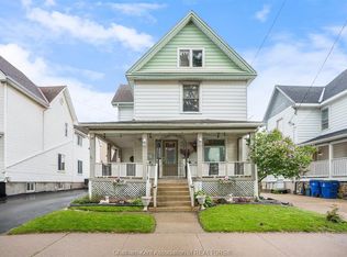 282 Queen St, Chatham Kent, ON N7M 2H4