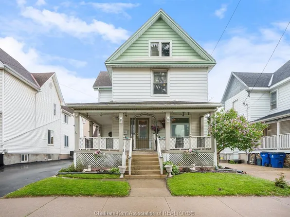 282 Queen St, Chatham Kent, ON N7M 2H4