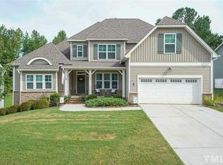 146 Whitebark Ln, Clayton, NC 27520
