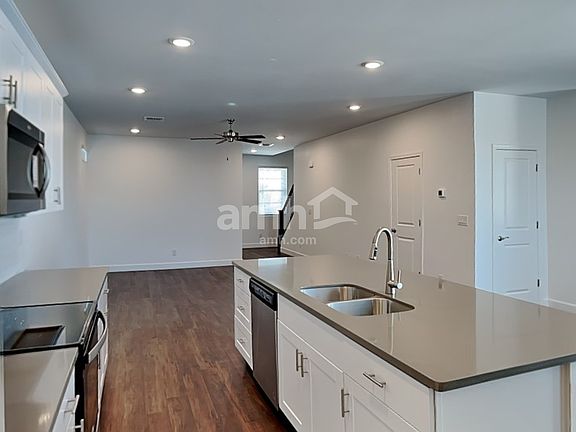5th image of 6143 W Calle Bilboa