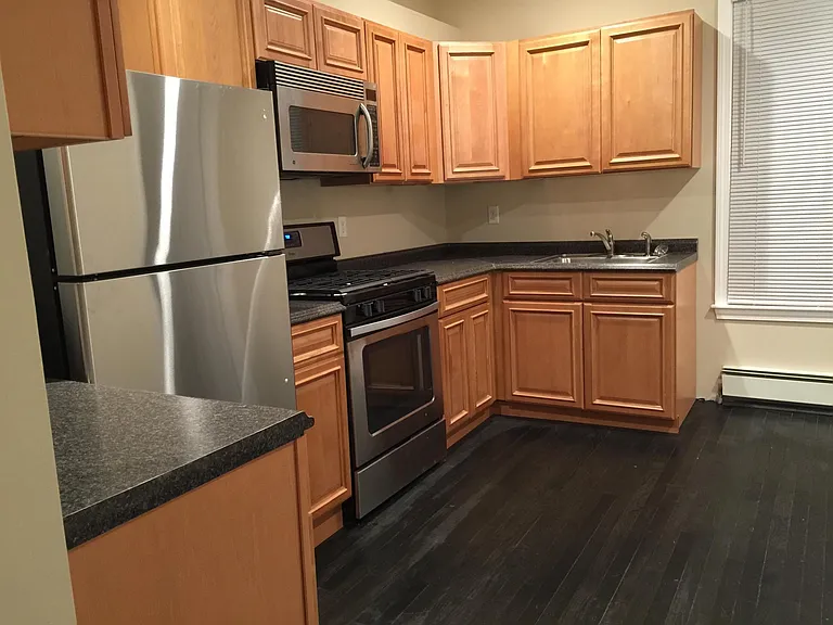 147 South St #1 — Photo 4