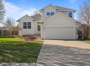 927 NE 41st St, Ankeny, IA 50021