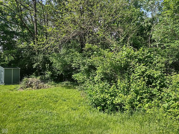 2nd image of 1612 E 71st St